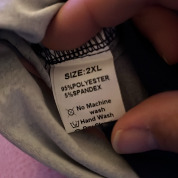 Plus Size 2xl tank - Picture 2 of 3